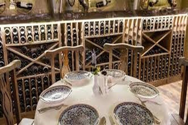 Hanedan Cave Hotel